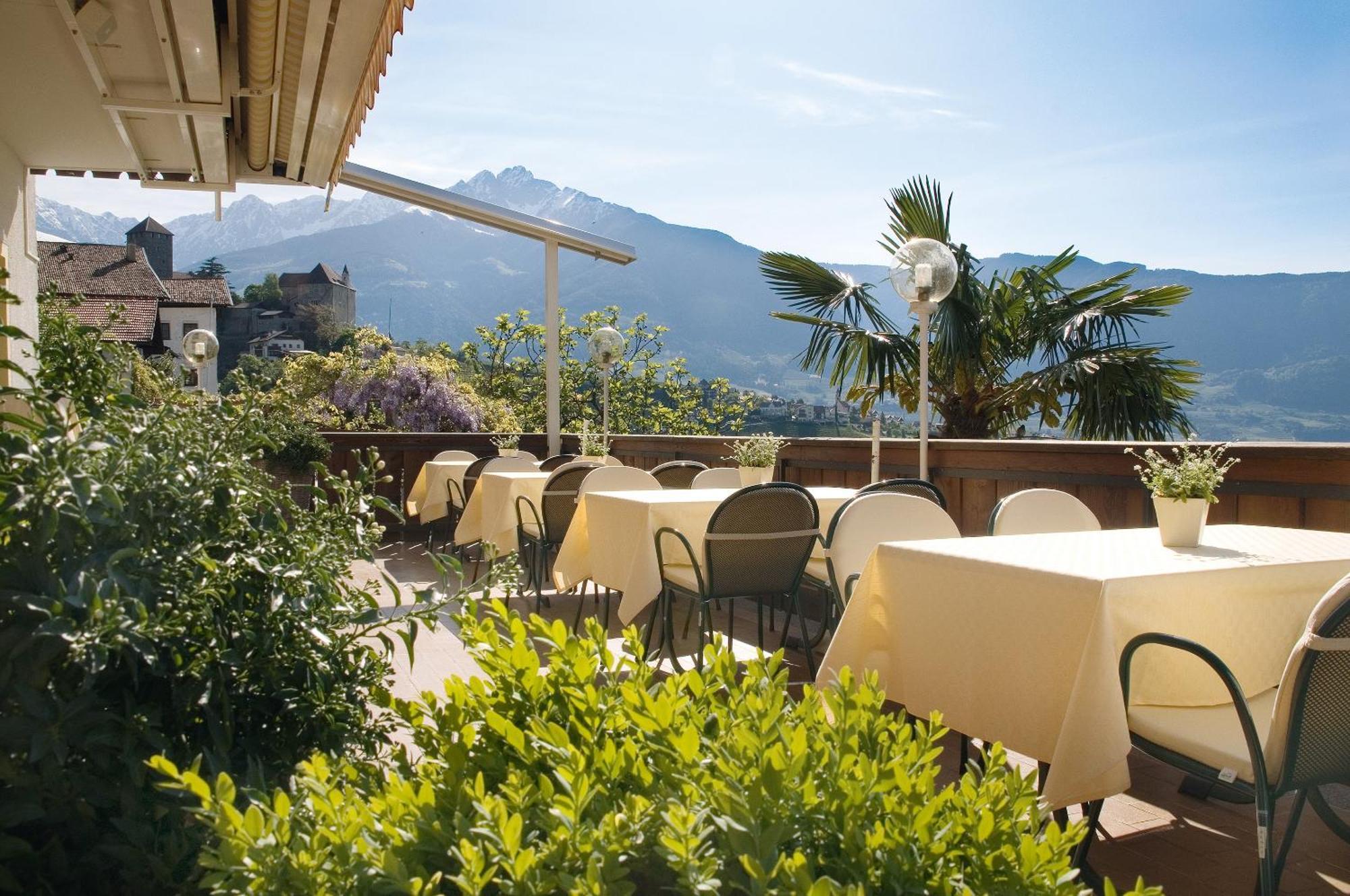 Hotel Kronsbuehel Tirolo Exterior photo